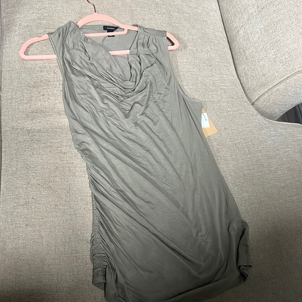 NWT Halogen Top sz 1 (small)